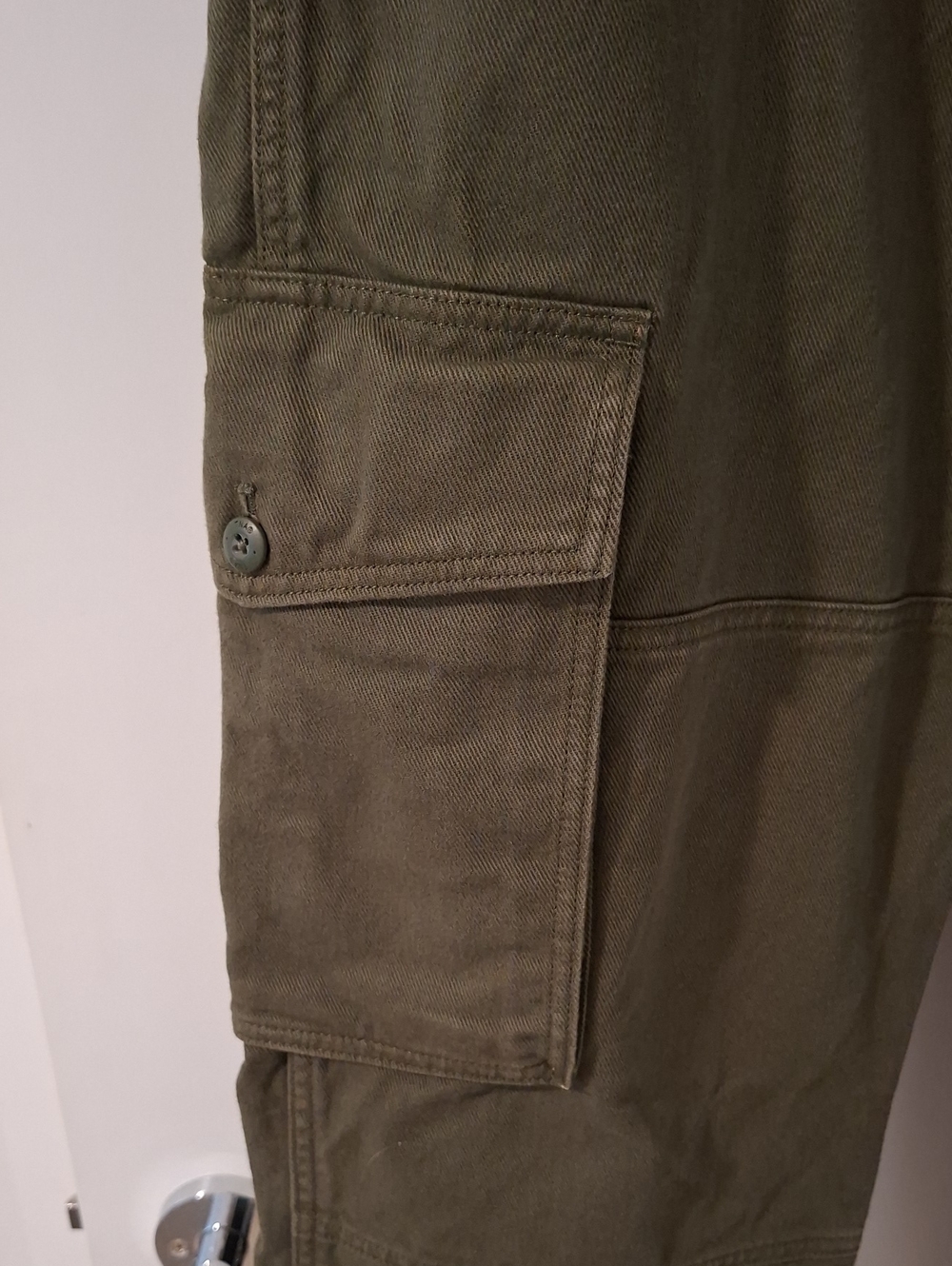 Aritzia TNA "Troop" Green Cotton Utility Cargo Pant/Jeans (Size US 16) - Picture 4 of 9